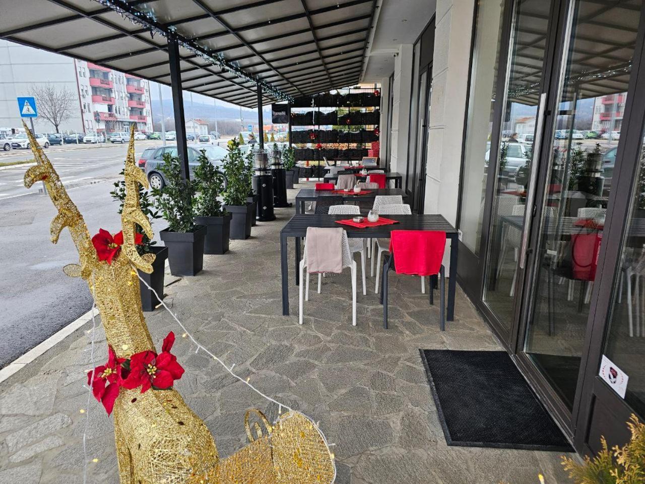 Hotel Aloha Ni Eksteriør bilde