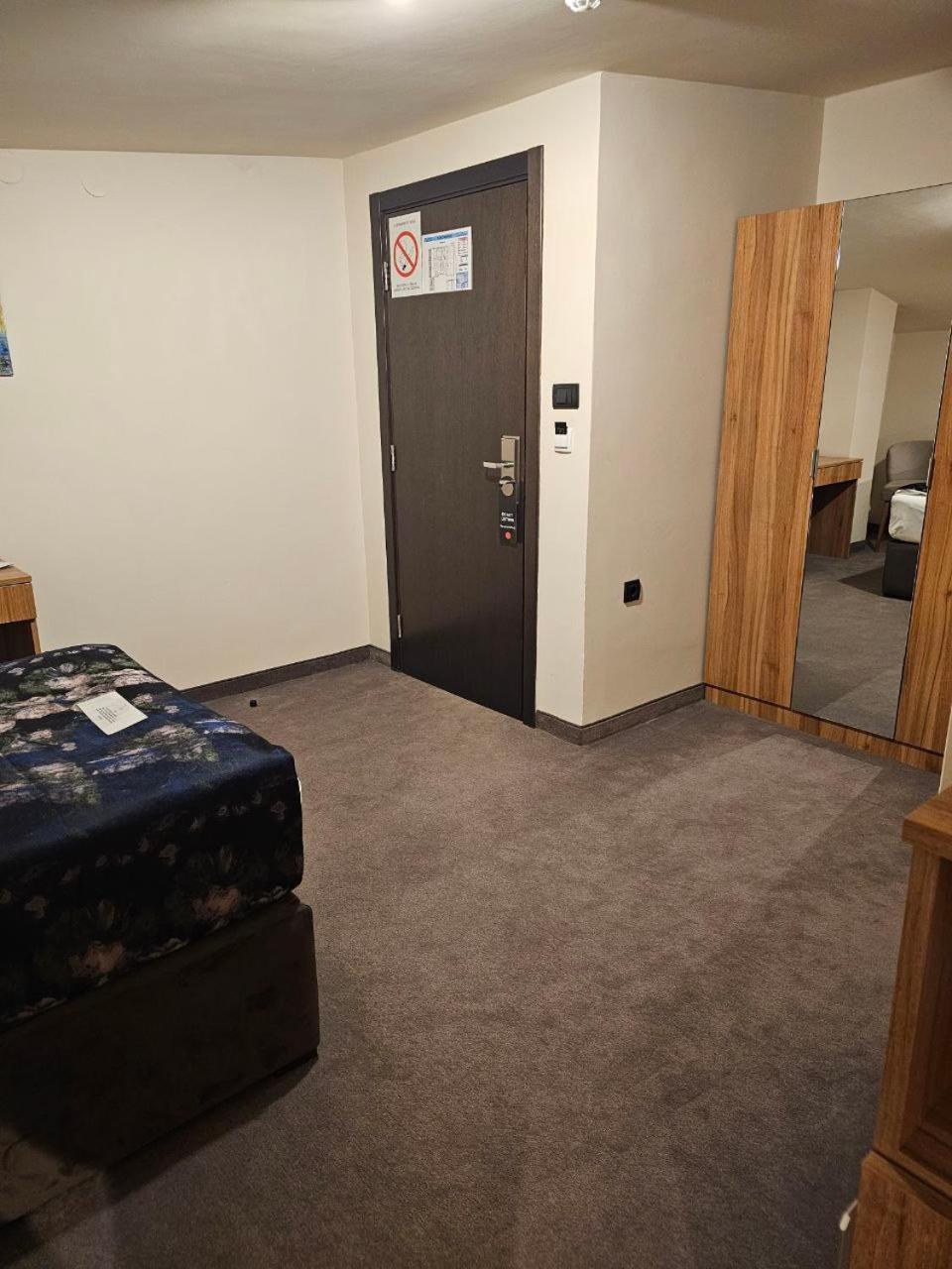 Hotel Aloha Ni Rom bilde