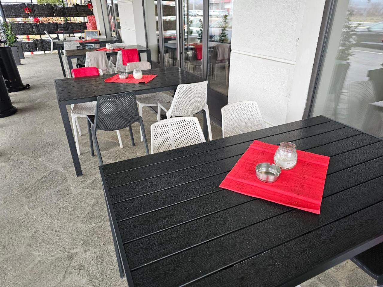 Hotel Aloha Ni Eksteriør bilde
